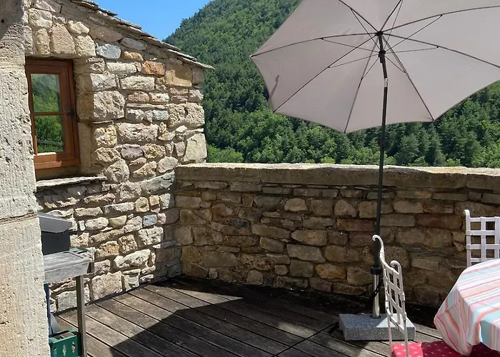 Lou Clapas Dans Village Perche Du Parc Des Grands Causses 別荘 *